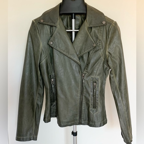 Max Studio Vegan Leather Jacket - Picture 4 of 15